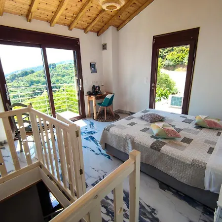 Villa Pounta Family *